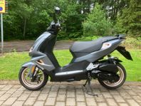 Peugeot speedfight 4 2t