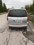 Perfekt semesterbil 7-sits drag nybes C8:a exclusive