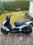 Peugeot Speedfight 2021