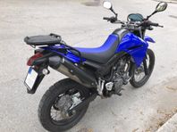 Uthyres: Lättkörd Yamaha XT660R (Övningskörning, uppkörning)