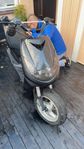 Vivacity Moped