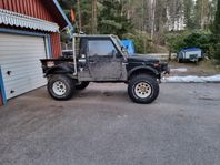 Suzuki Samurai