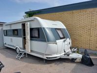 Hobby 545 KMF De Luxe 3 vånings barnkammarvagn