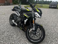 Triumph Street Triple RS, 845 mil