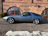 Porsche 928 S