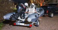 Ribbåt Capelli (Hypalon) med Suzuki 40 hk motor och trailer!
