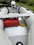 Gummibåt med 15 hk motor