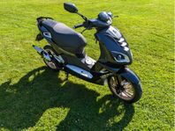 Peugeot speedfight 4