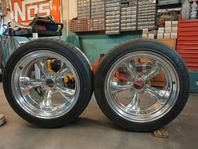 18×10 tums American racing tt2 polerade kompletta med däck