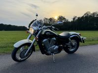 Honda Shadow VT 750 C2