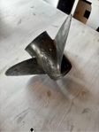 Stålpropeller Laser II 21-tums stigning 