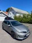 Toyota Auris Hybrid e-CVT 136hk