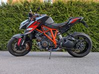 Ktm Superduke 1290 R Kolfiber Edt Låga Mil! Toppskick! 
