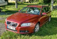 Volvo V70 D5 Geartronic Momentum Euro 5