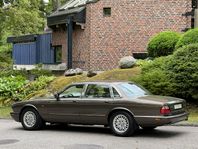 Jaguar XJ 4.0 V8 6100mil