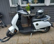 Elmoped Nyskick! (EU Moped, class1) Super Soco CUx (2022)