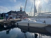 Smuggler 28 Cabin