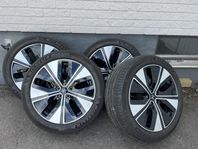 Polestar 245/45-19 + Volvo XC40 235/55-18