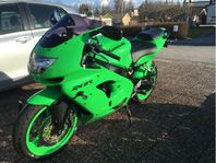 Kawasaki ZX9R