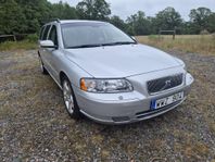 Volvo V70 2.5T Momentum Euro 4