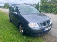 Volkswagen Touran 5-sätes 2.0 TDI Trendline Euro 4