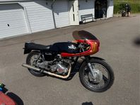 Norton / Dunstall Commando 750