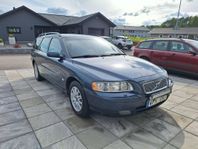 Volvo V70 2.4 Nybesiktad&nyskattad välvårdad genom åren 