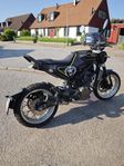 Husqvarna 401 Svartpilen