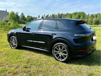 Porsche Cayenne E-Hybrid MOMSEN kvar