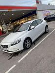 Volvo V40 T2 Kinetic. dragkrok.