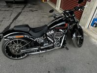 Harley Davidson Breakout FXBR