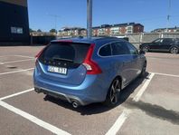 Volvo V60 D5 Momentum, R-Design
