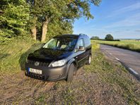 Volkswagen Caddy Skåpbil 1.6 TDI 102hk med verktygsinredning