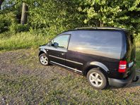 Volkswagen Caddy Skåpbil 1.6 TDI 102hk med verktygsinredning