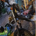 Derbi Senda 2006, för den händige