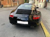 Porsche 911 Carrera 4S