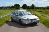 Volvo v70n atraktor välbyggd och renoverad