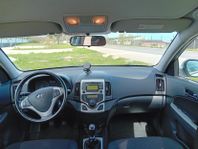 Hyundai i30 1.6 CRDi Business Euro 5, 2011 lågmil diesel