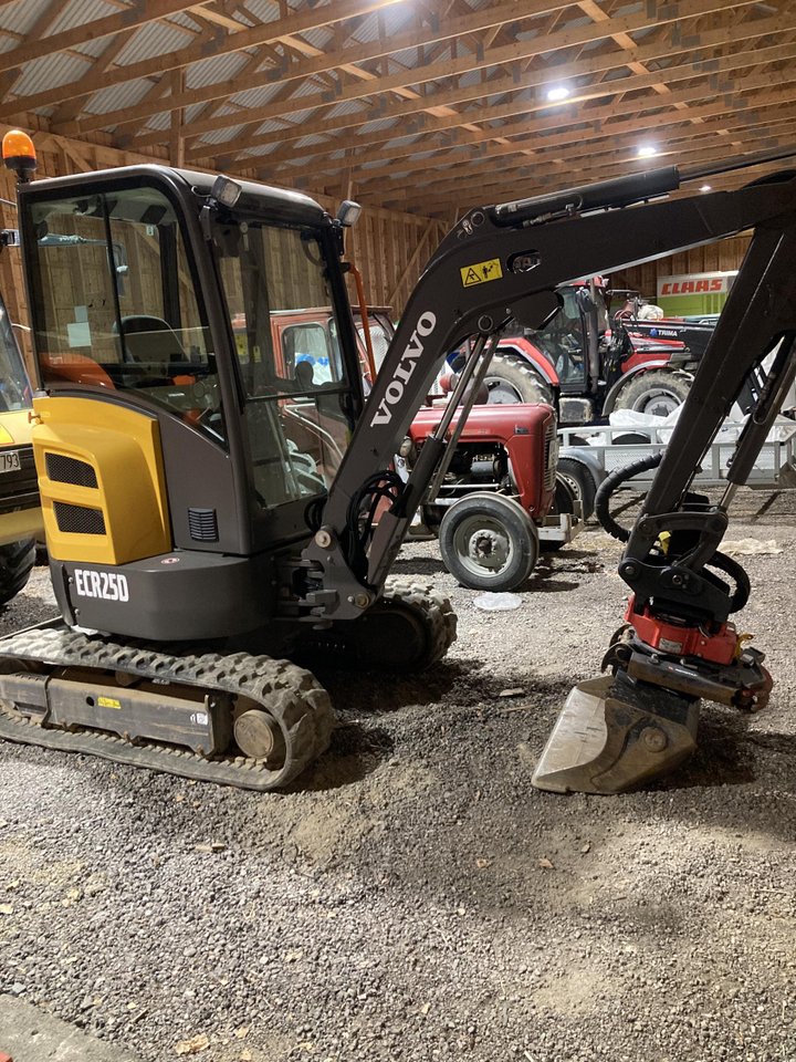 Volvo ecr25
