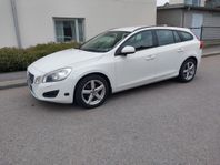 Volvo V60 T4F Kinetic Euro 5