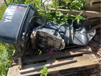 Yamaha 115 hp 2-takt, komplett men defekt.