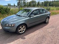 Volvo S40  2.4l besiktad 2026.03.01 AUTOMAT 