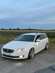 Volvo V70 2016 A Traktor