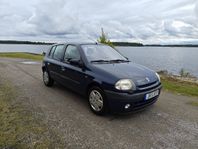 Renault Clio 1.4 Lågmilare
