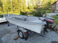 Motorbåt med 80 kärra