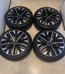 Original Volvo 255/40/21 Pireli sommar däck nya 