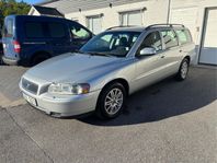 Volvo V70 2.4 Automat 3 ägare en Pärla
