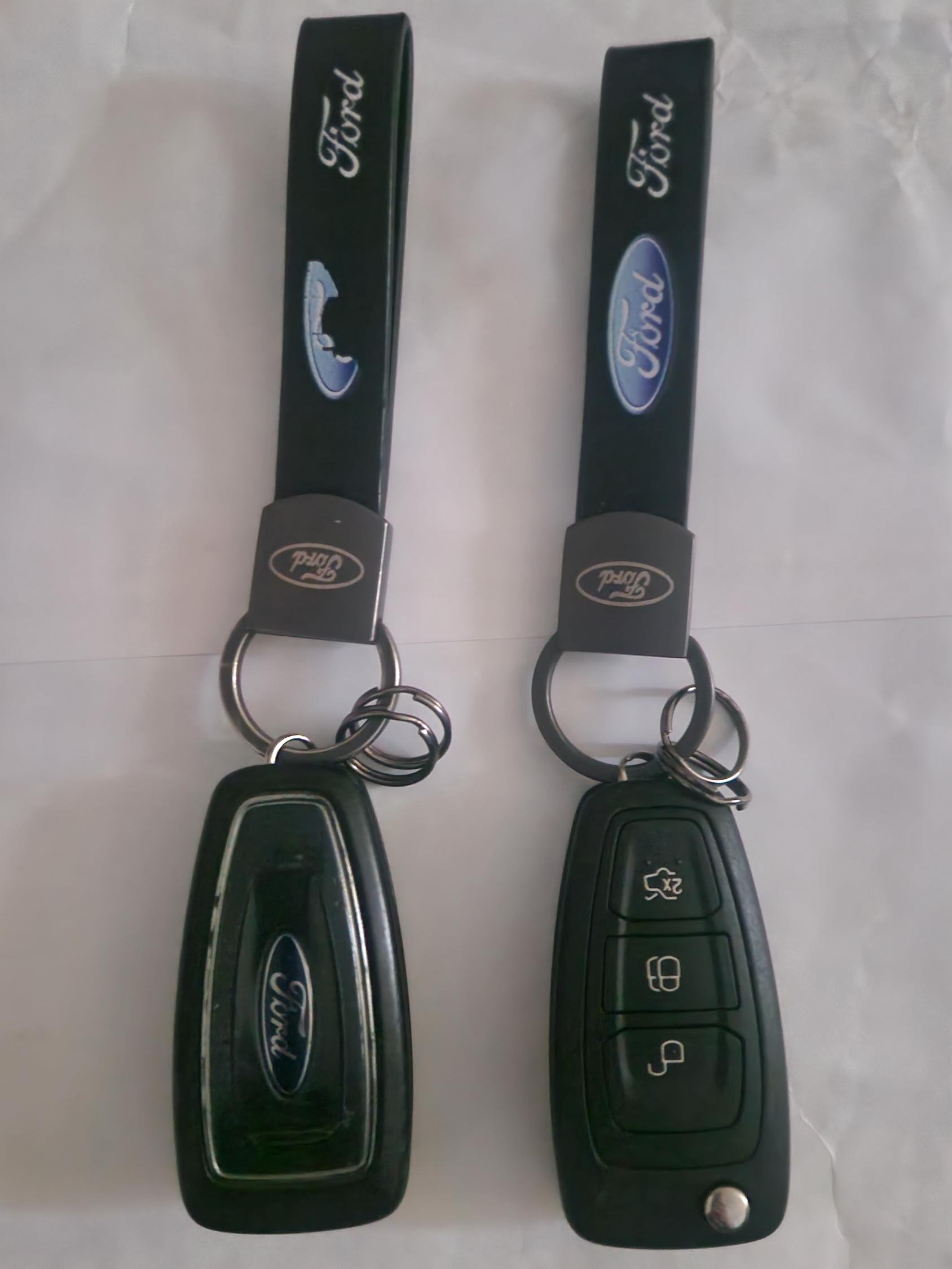 Ford C-MAX 1.6 Ti-VCT CNG Manuell, 5-trinn, 117hk, 2013