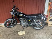 yamaha SR 400
