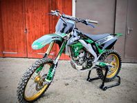 En fräsch 250 Kawasaki cross